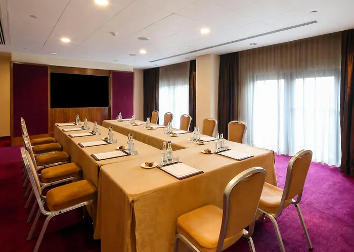 Canary Riverside Plaza Hotel Londyn