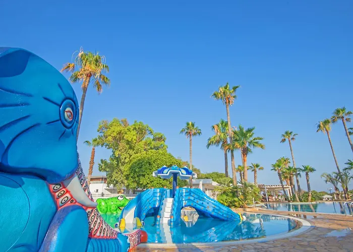 Dome Beach Marina Hotel & Resort Ajia Napa