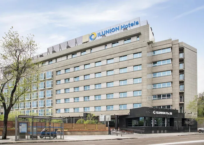 Hotel Ilunion Pio XII Madryt