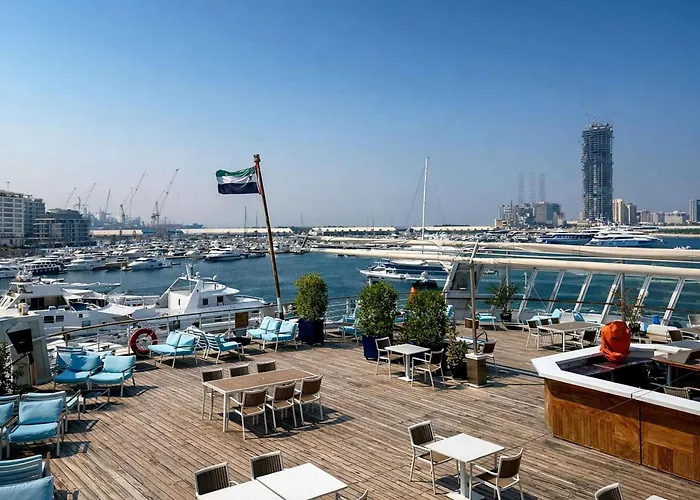 Queen Elizabeth 2 Hotel Dubaj