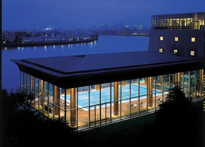 Canary Riverside Plaza Hotel Londyn