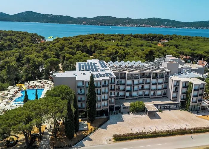 Family Hotel Adria Biograd Na Moru