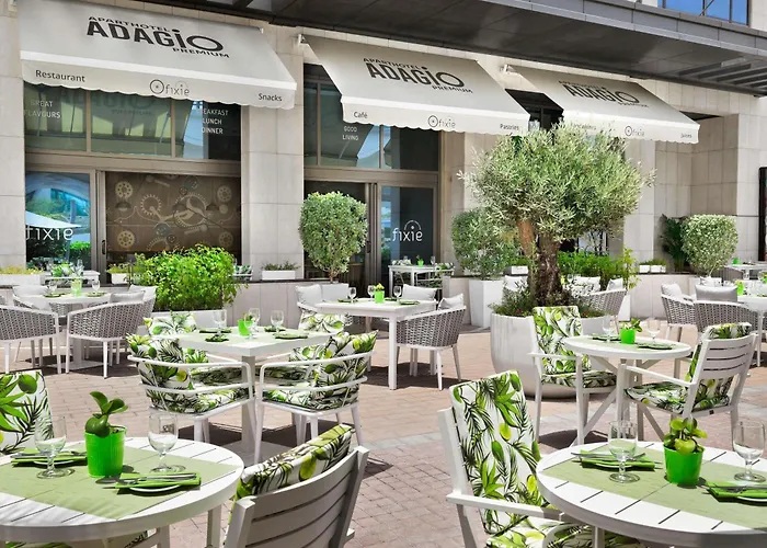 Aparthotel Adagio Premium The Palm Dubaj