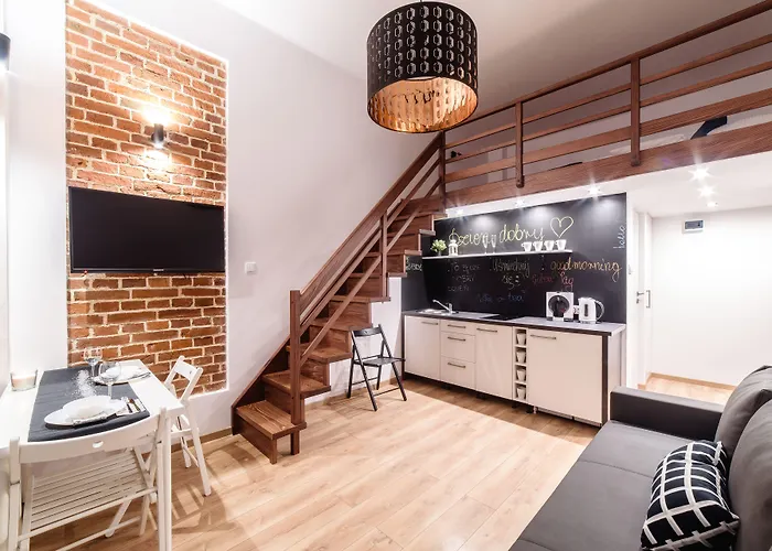 2 Nights Apartments - Great Location, Right Next To Main Rail And Bus Station, 10 Min To Main Square By Foot Kraków