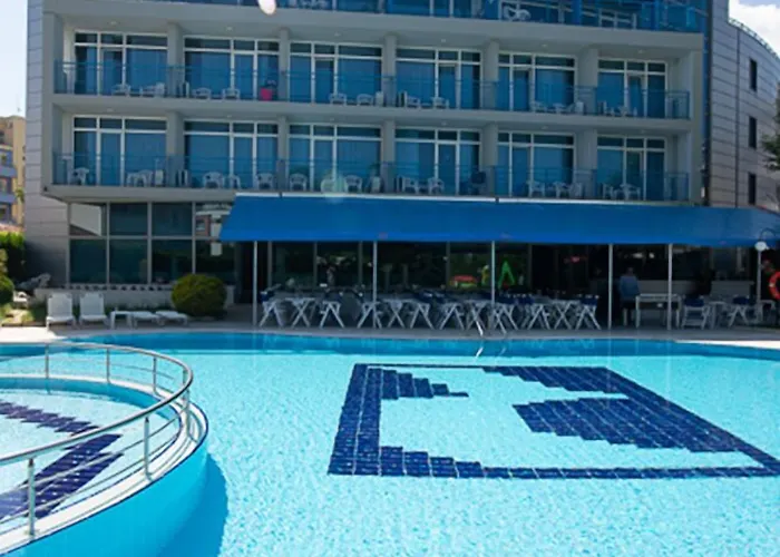 Regata Palace Hotel Słoneczny Brzeg