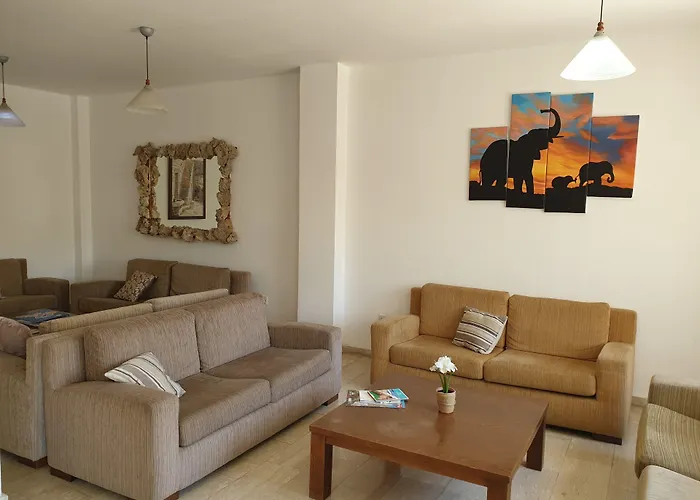 Florea Hotel Apartments Ajia Napa