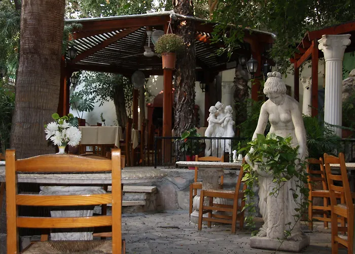 Kiniras Traditional Hotel & Restaurant Pafos