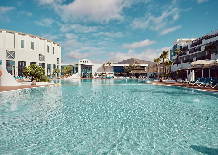 Sandos Papagayo Playa Blanca 