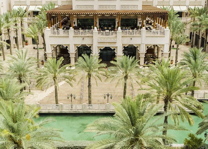 Jumeirah Al Qasr Dubaj