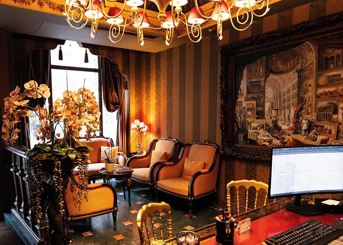 La Villa Royale Paryż