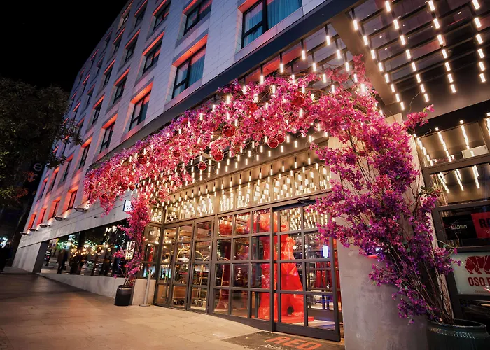 Hotel Radisson Red Madryt