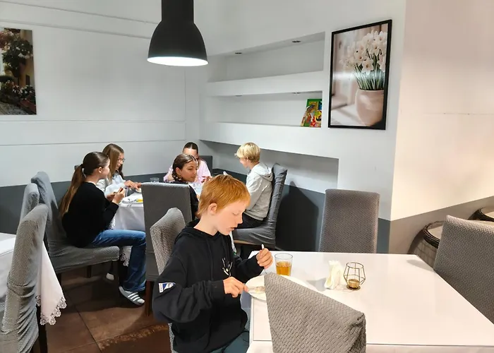 Pensjonat Boss z Restauracją 50 metrów od Morza! Dziwnów