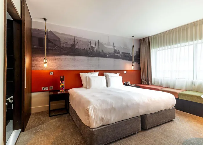 Pullman Liverpool