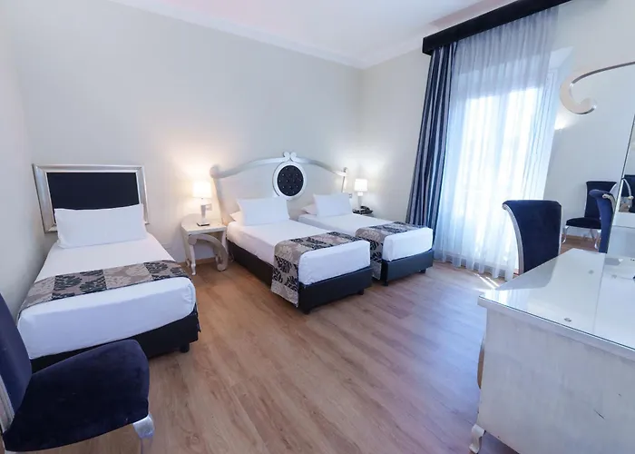 Zanhotel Tre Vecchi Bolonia