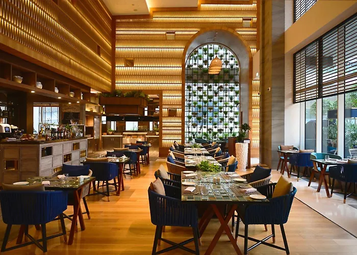 Hotel Crowne Plaza Dubai Marina by IHG