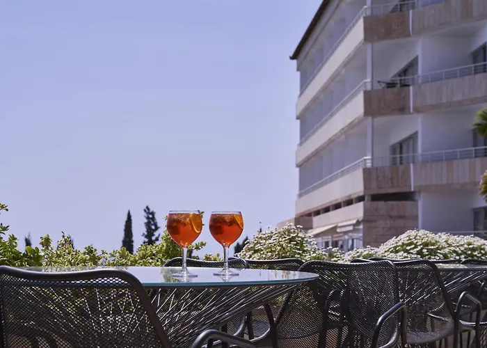 Hotel Atlantica Bay - Adults Only Limassol