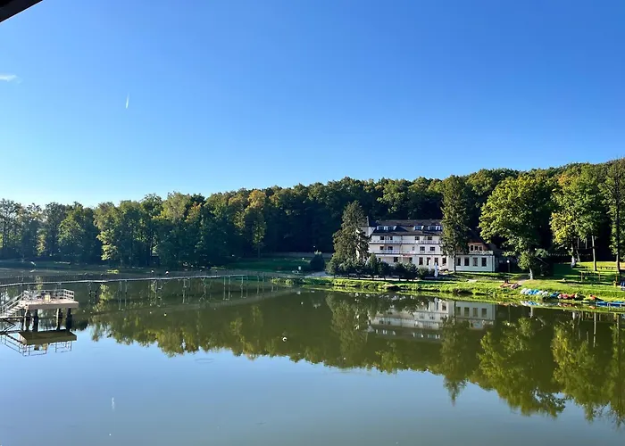 Hotel Gorzelanny Pokrzywna