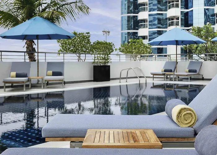 Moevenpick Hotel Jumeirah Lakes Towers Dubaj
