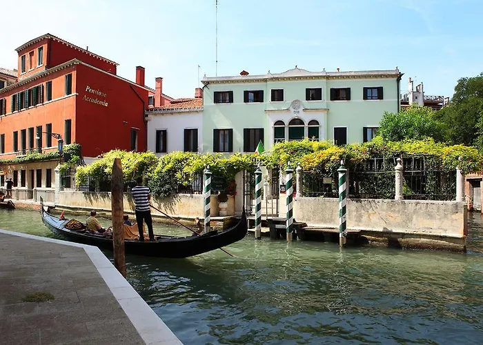 Pensione Accademia - Villa Maravege Wenecja