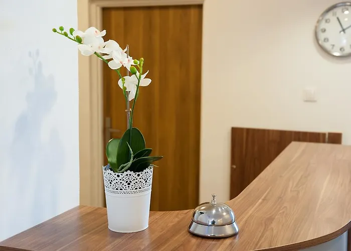 Bed and Breakfast Patra Warszawa