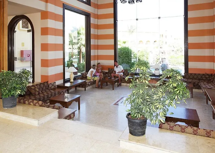 The Three Corners Palmyra Resort Szarm el-Szejk