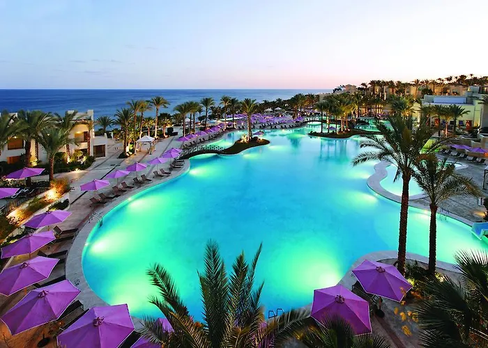 Grand Rotana Resort & Spa Szarm el-Szejk