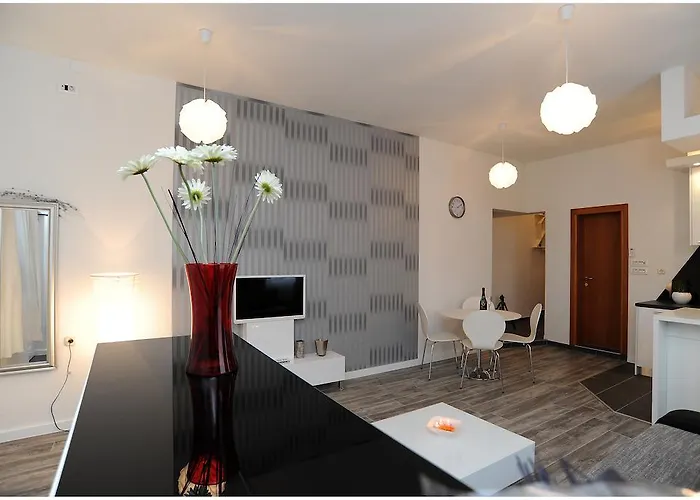 Guest House D&G -I Apartment & Room Zadar