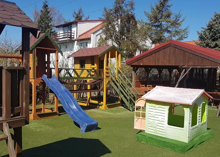 POLARIS B&B-kameralne, rodzinne pokoje i domki z basenem Krynica Morska