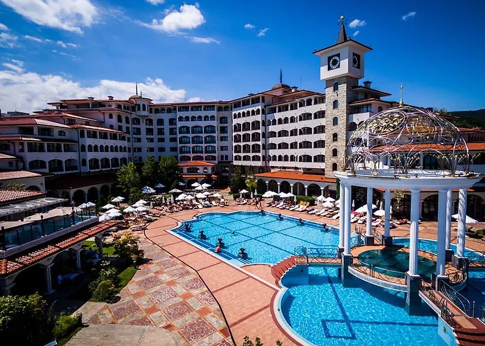 Helena Sands Słoneczny Brzeg