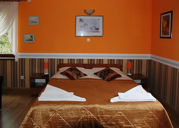 Hotel Restauracja Redos Nysa