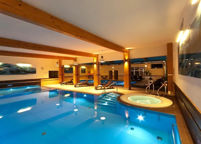Hotel Ośrodek Wypoczynkowo-Rehabilitacyjny Bryza Dźwirzyno