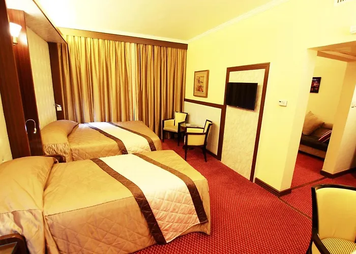 Al Khaleej Grand Hotel Dubaj