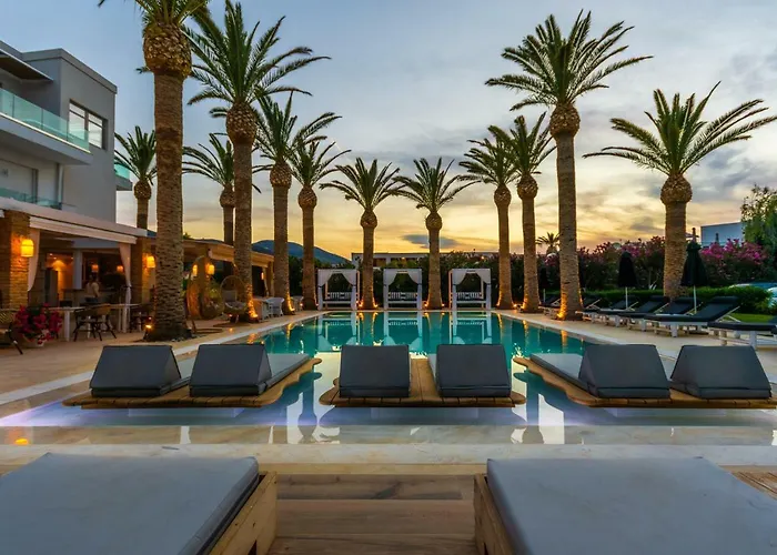 Drossia Palms Hotel And Nisos Beach Suites Mália