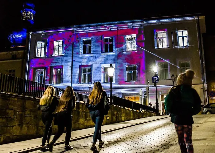 ArtRooms Pokoje Gościnne Krosno
