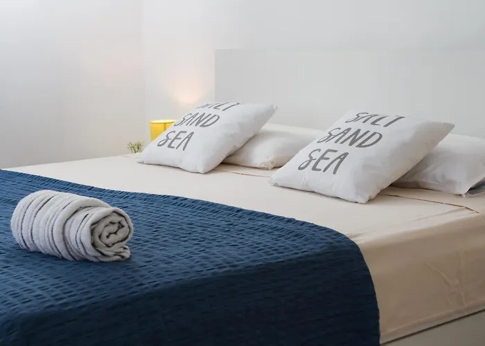Apartments & Rooms Toni Split