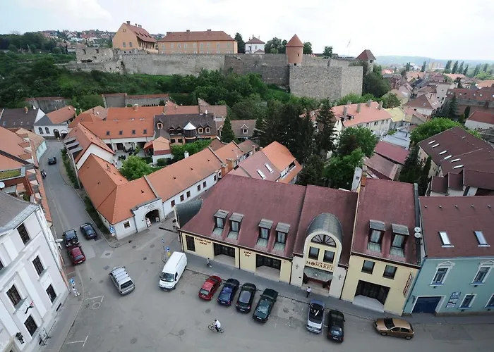 Hotel Minaret&Etterem Eger