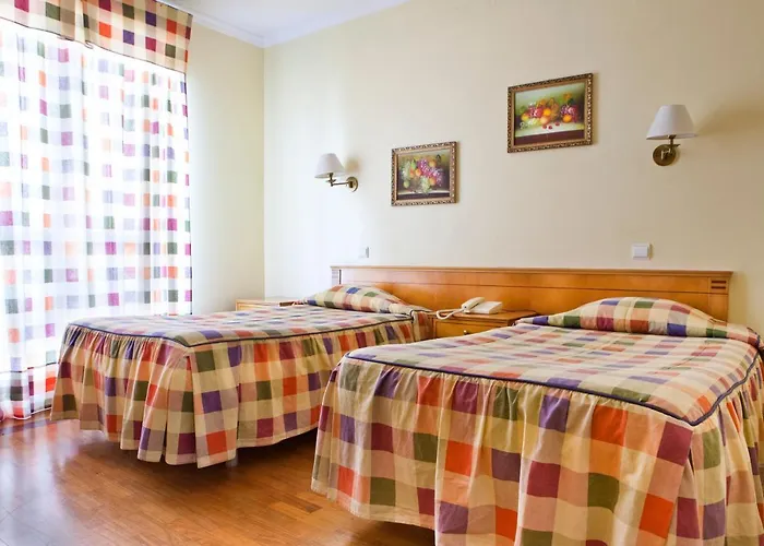 Bed and Breakfast Residencial Colombo Funchal 