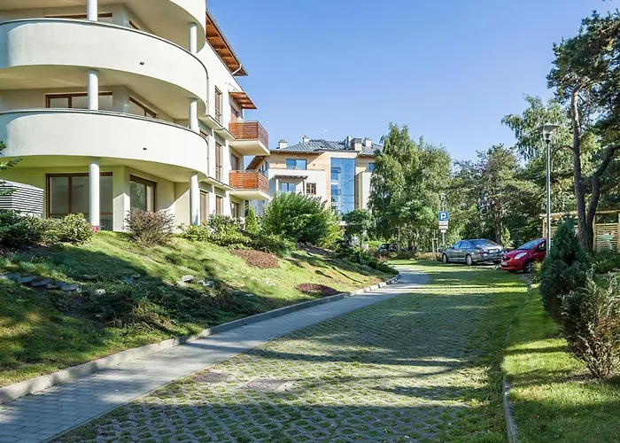 Apartamenty Bałtyckie - Wczasowa - osiedle zamknięte, winda, miejsce parkingowe Ustka